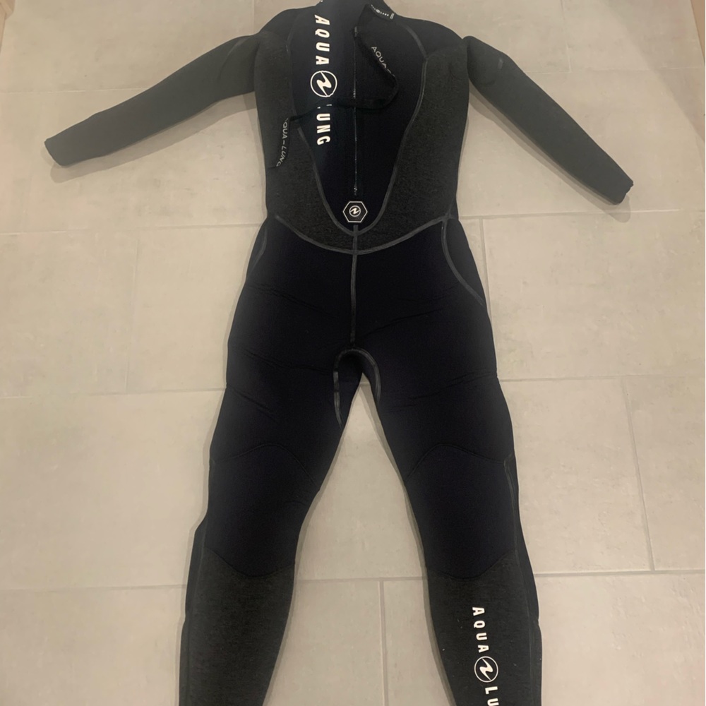 Aqualung 7mm Wetsuit